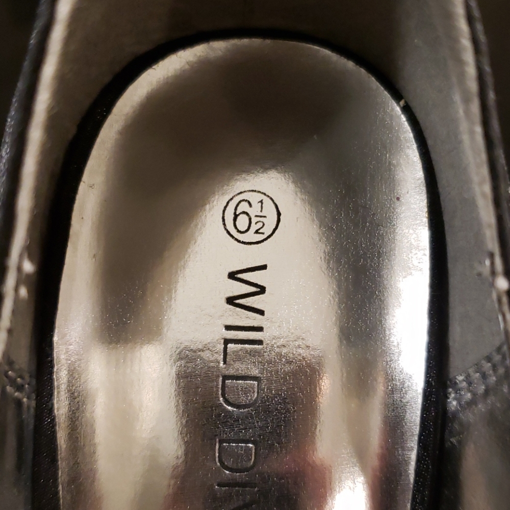 High Heels - Picture 4 of 4